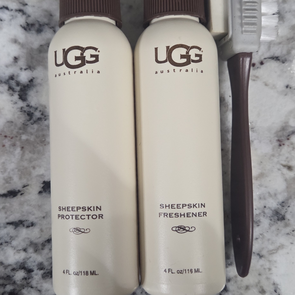 UGG Sheepskin Protector and Freshener Set - Cream and Brown